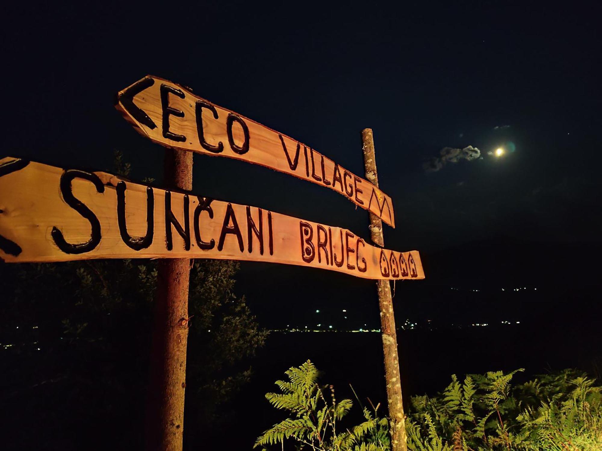 Suncani Brijeg Eco Village Плав Екстериор снимка
